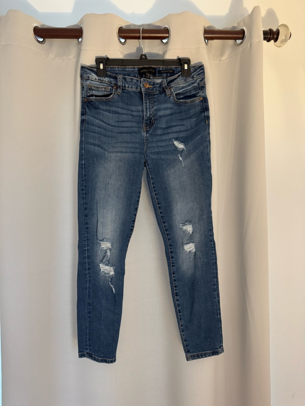 Kendall & Kylie Distressed Skinny Jeans - Blue Wash
